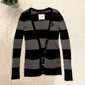 A&F black and grey long cardigan